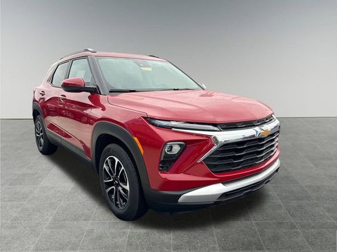 New 2026 Chevrolet TrailBlazer LT w/ Convenience Package FWD image 9