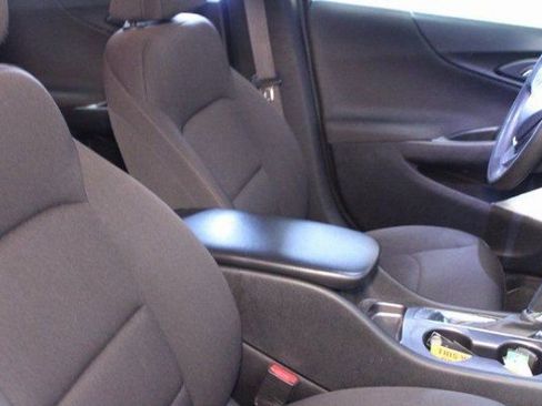 Used 2020 Chevrolet Malibu LS image 10