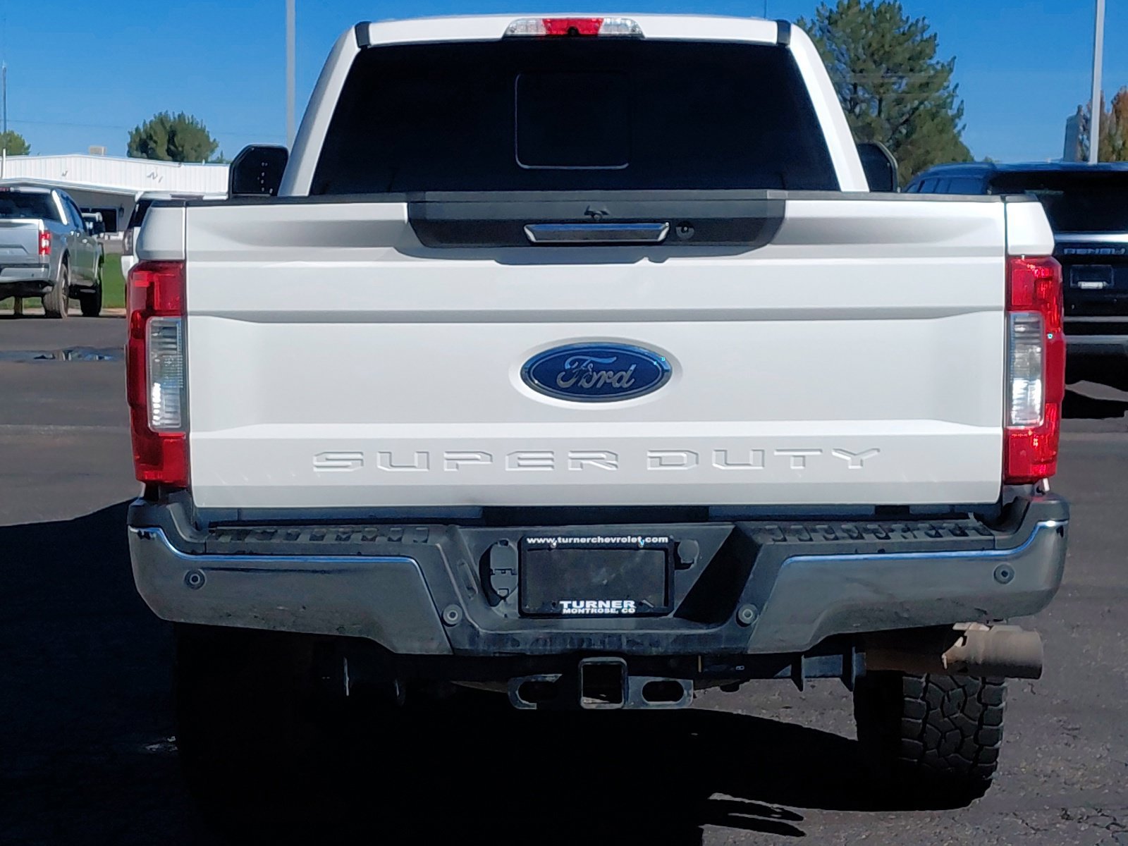 Used 2019 Ford F350 Lariat w/ Lariat Value Package AWD/4WD image 4