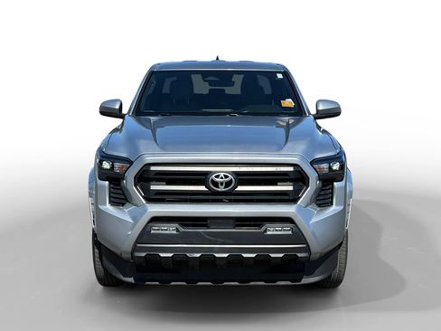 Used 2024 Toyota Tacoma SR5 RWD image 8