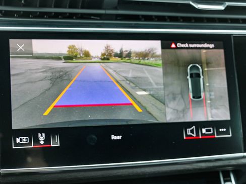 Used 2021 Audi Q8 Premium Plus w/ Premium Plus Package image 24