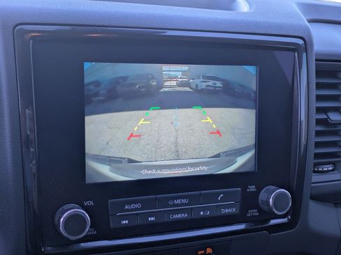 Used 2022 Nissan Frontier S AWD/4WD image 23