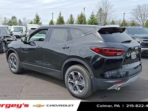 New 2025 Chevrolet Blazer LT image 7