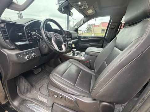 Used 2024 GMC Sierra 1500 SLT w/ SLT Premium Plus Package AWD/4WD image 11