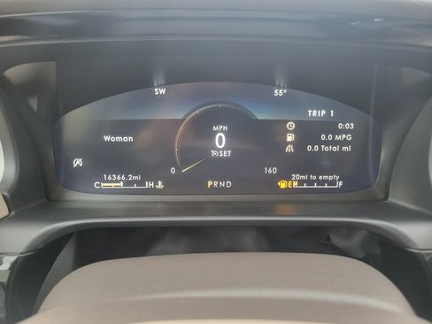 Used 2023 Lincoln Aviator AWD Standard 4dr SUV w/ Premium Package image 30