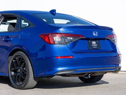Used 2024 Honda Civic Sport image 9