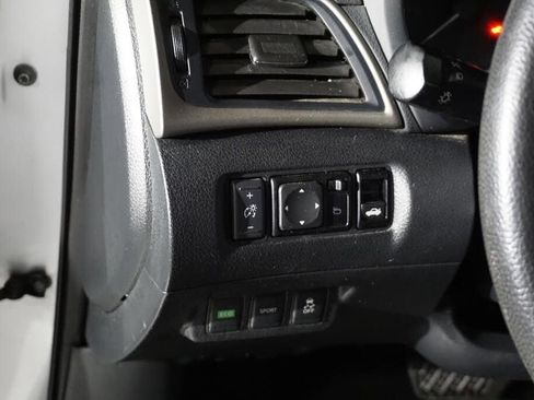 Used 2014 Nissan Sentra SV FWD image 13