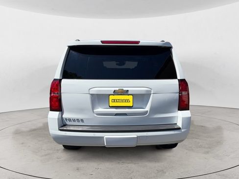Used 2018 Chevrolet Tahoe LT w/ LT Signature Package AWD/4WD image 4