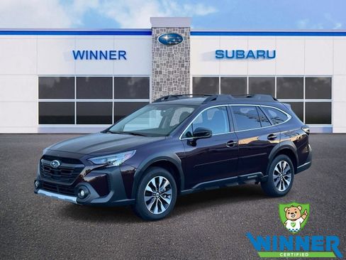 Certified 2025 Subaru Outback Limited AWD/4WD image 1