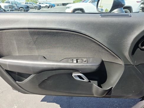 Used 2022 Dodge Challenger GT image 34