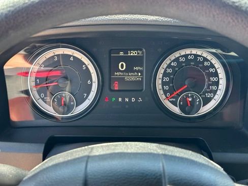 Used 2018 RAM 2500 Tradesman w/ Chrome Appearance Group AWD/4WD image 26