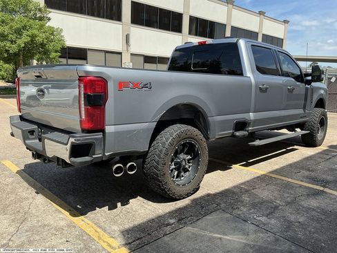 Used 2023 Ford F350 Lariat w/ Lariat Ultimate Package AWD/4WD image 6