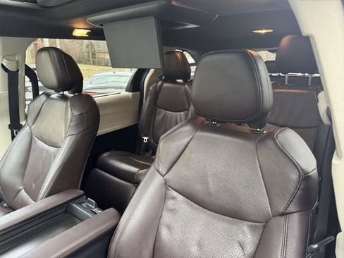 Used 2023 Toyota Sienna Platinum image 15