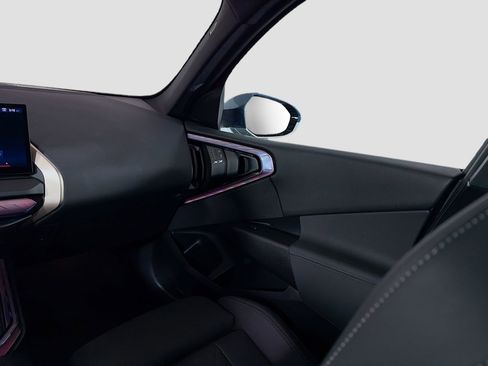 Used 2025 BMW X3 xDrive30i image 23