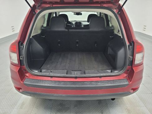 Used 2017 Jeep Compass Latitude AWD/4WD image 29