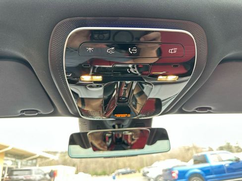 Used 2024 Mercedes-Benz GLC 43 AMG 4MATIC image 42