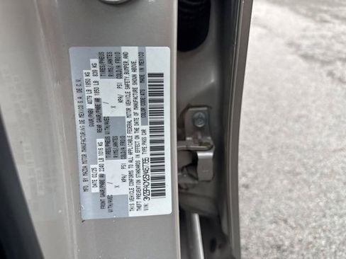 Used 2025 MAZDA MAZDA3 s FWD image 10
