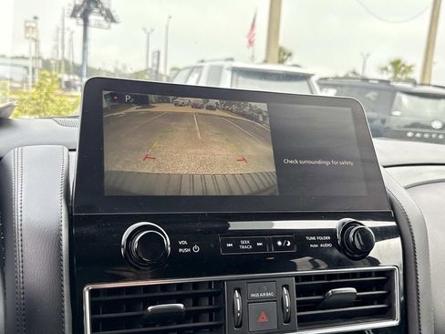 Used 2022 Nissan Armada SV image 24