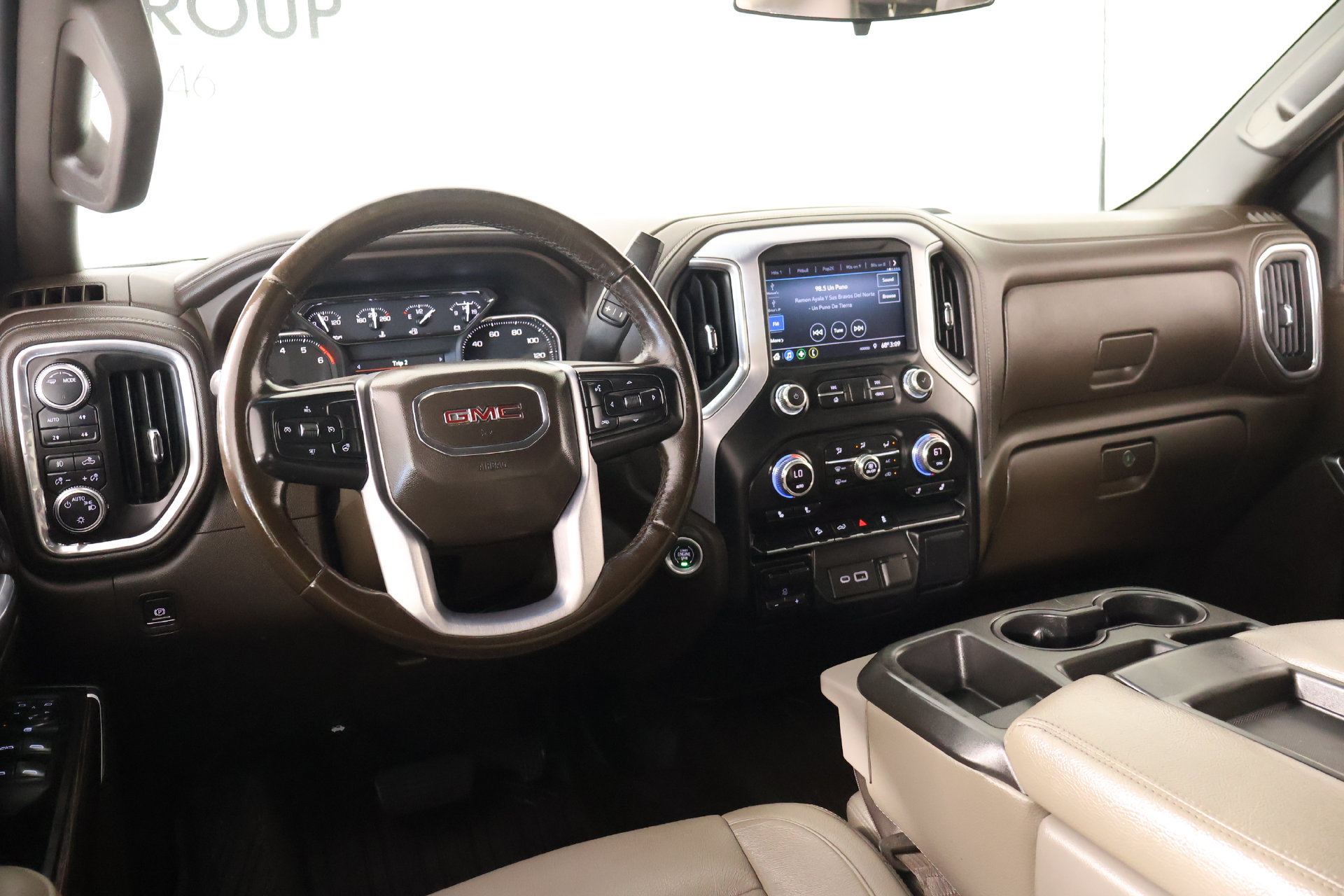 Used 2022 GMC Sierra 2500 SLE w/ SLE Value Package; AWD/4WD image 2