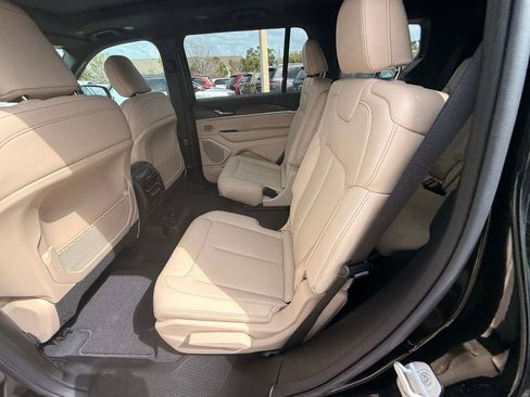 New 2026 Jeep Grand Cherokee L Limited w/ Luxury Tech Group II AWD/4WD image 26