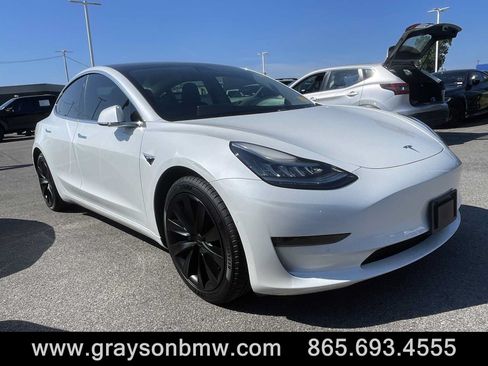 Used 2020 Tesla Model 3 Standard Range Plus RWD image 1