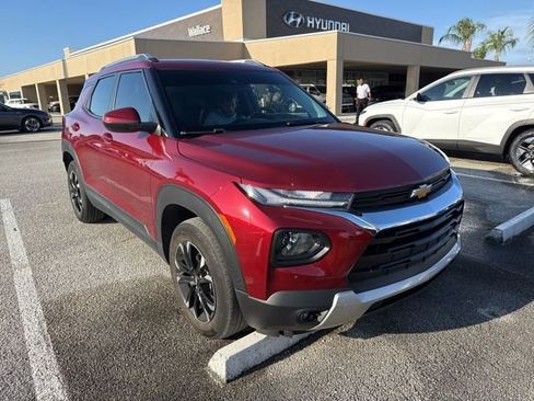 Used 2023 Chevrolet TrailBlazer LT w/ Convenience Package image 4