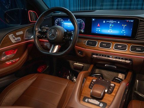 Certified 2024 Mercedes-Benz GLS 450 4MATIC image 19