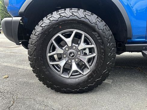 Used 2025 Ford Bronco Badlands AWD/4WD image 8