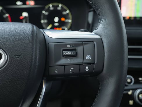 Used 2026 INFINITI QX60 Luxe w/ Cargo Package image 16