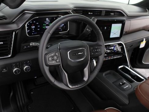 New 2026 GMC Sierra 2500 Denali Ultimate w/ Max Trailering Package AWD/4WD image 11