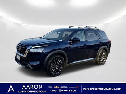 Used 2022 Nissan Pathfinder SL w/ SL Premium Package