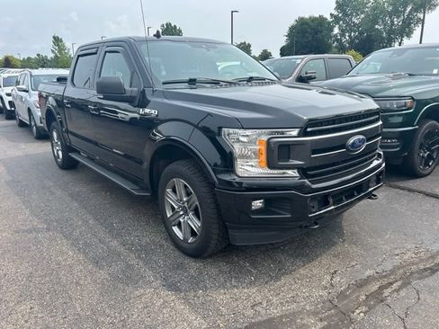 Used 2019 Ford F150 XLT w/ Equipment Group 302A Luxury AWD/4WD image 5