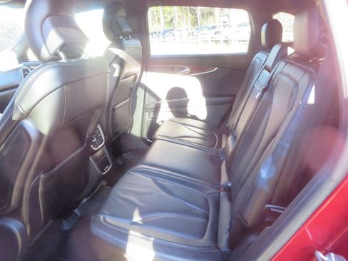 Used 2016 Lincoln MKX Select image 21