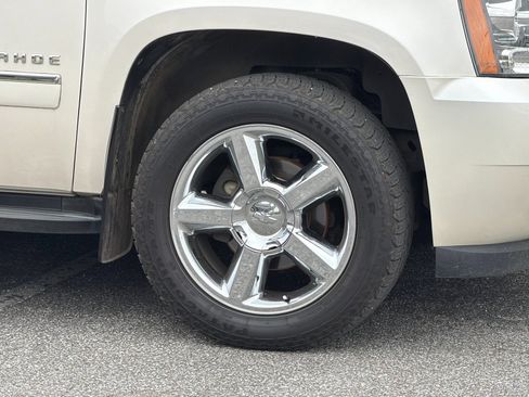 Used 2013 Chevrolet Tahoe LTZ AWD/4WD image 26