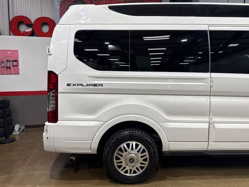 Used 2023 Ford Transit 150 Low Roof AWD image 60