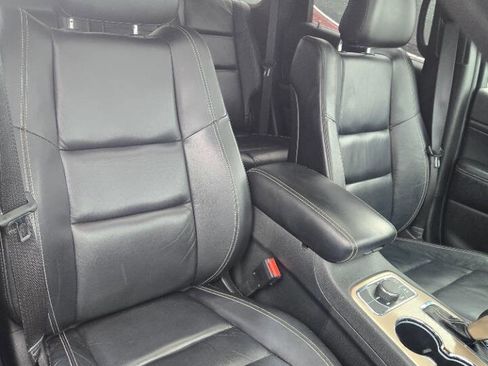 Used 2017 Jeep Grand Cherokee Limited image 25