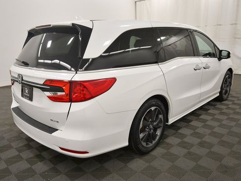 Used 2023 Honda Odyssey Elite image 8
