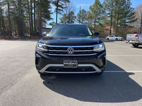 Used 2023 Volkswagen Atlas SE image 3