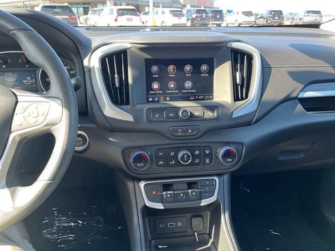 Used 2023 GMC Terrain SLE w/ Driver Convenience Package image 24