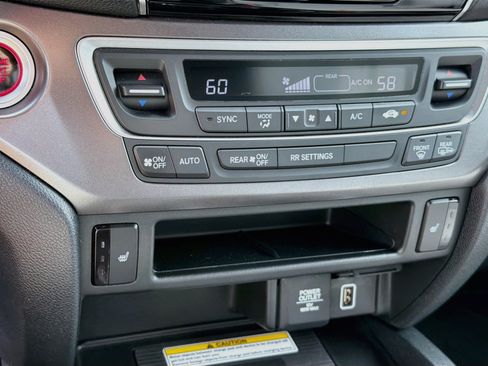 Used 2023 Honda Passport EX-L image 12