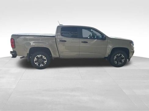 Used 2022 Chevrolet Colorado Z71 AWD/4WD image 9