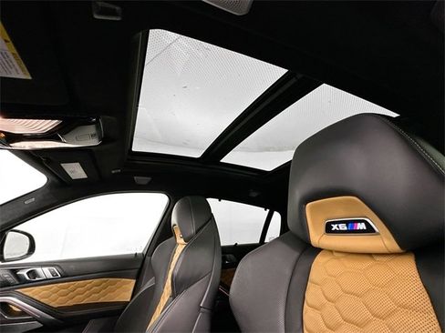 Used 2023 BMW X6 M Competition image 19