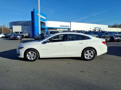 Used 2024 Chevrolet Malibu LS image 6