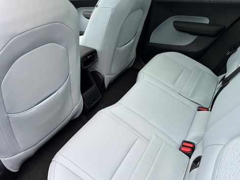 New 2025 Volvo EX30 Ultra w/ Protection Package Premier AWD/4WD image 4