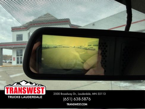 Used 2015 Chevrolet Express 2500 image 9