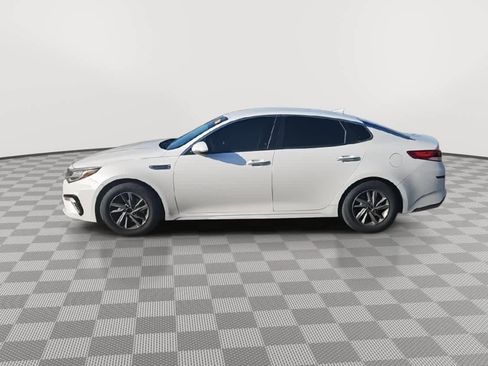 Used 2019 Kia Optima LX image 5