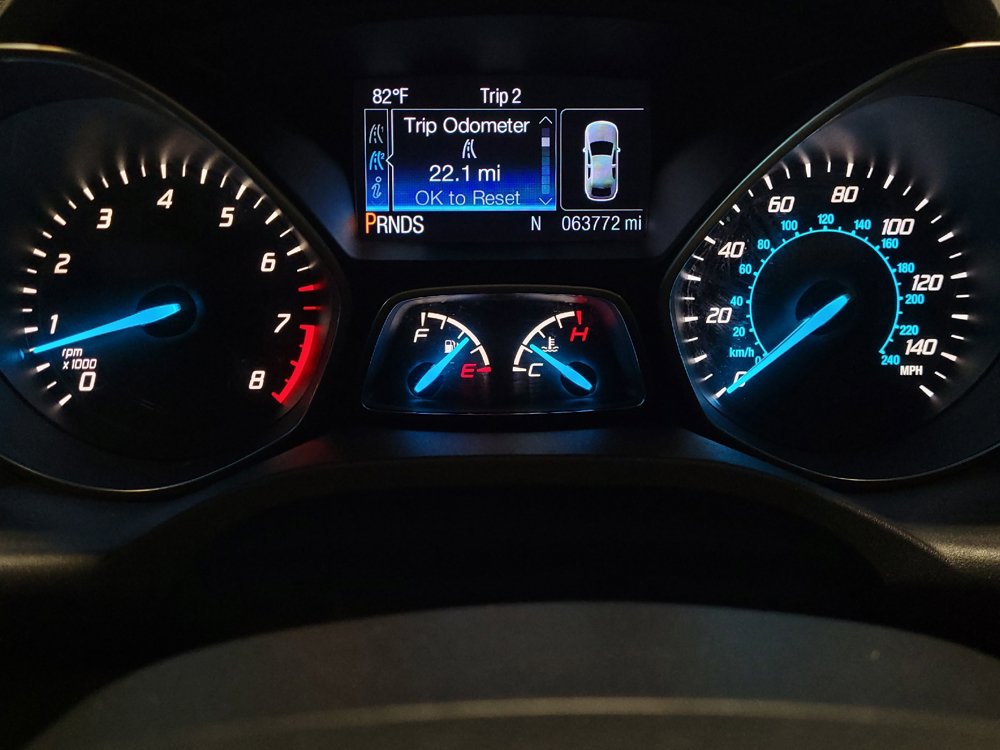 Used 2015 Ford Escape Titanium FWD image 23
