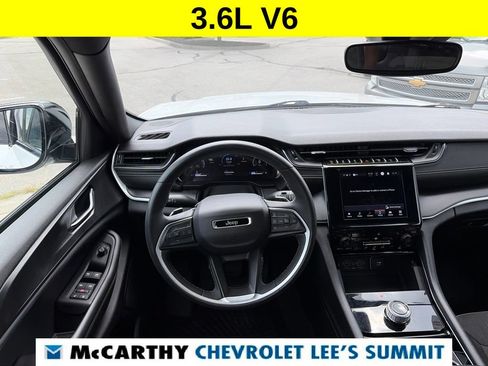 Used 2023 Jeep Grand Cherokee Altitude AWD/4WD image 38