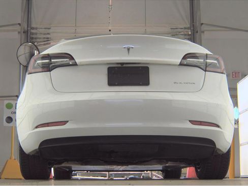 Used 2020 Tesla Model 3 Long Range AWD/4WD image 14