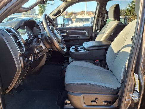 Used 2024 RAM 2500 Big Horn image 16